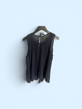 Pleated Sleeveless navy Women's Top